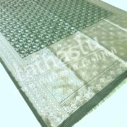 955834001