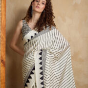 Ajrakh0003F