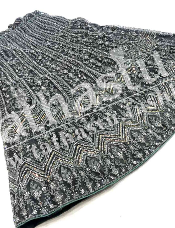 920067001